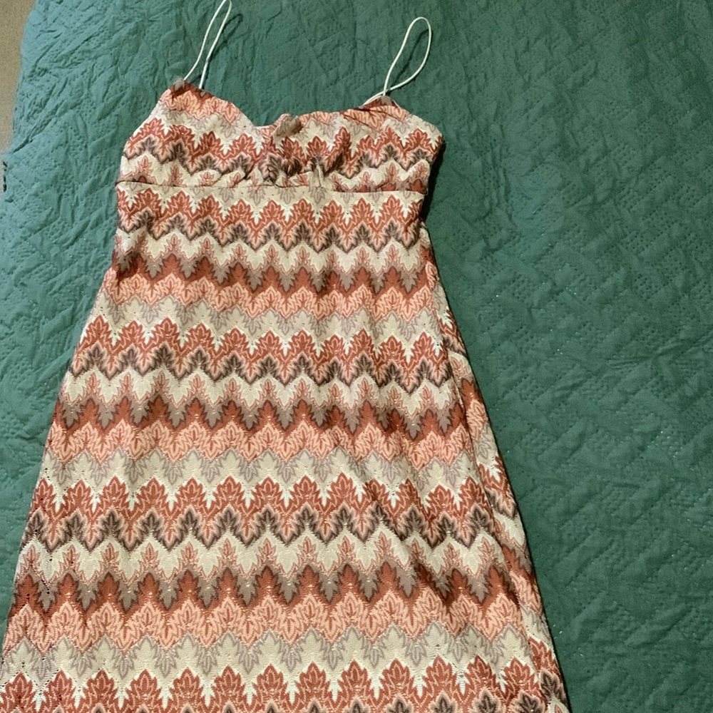 Cute dress!